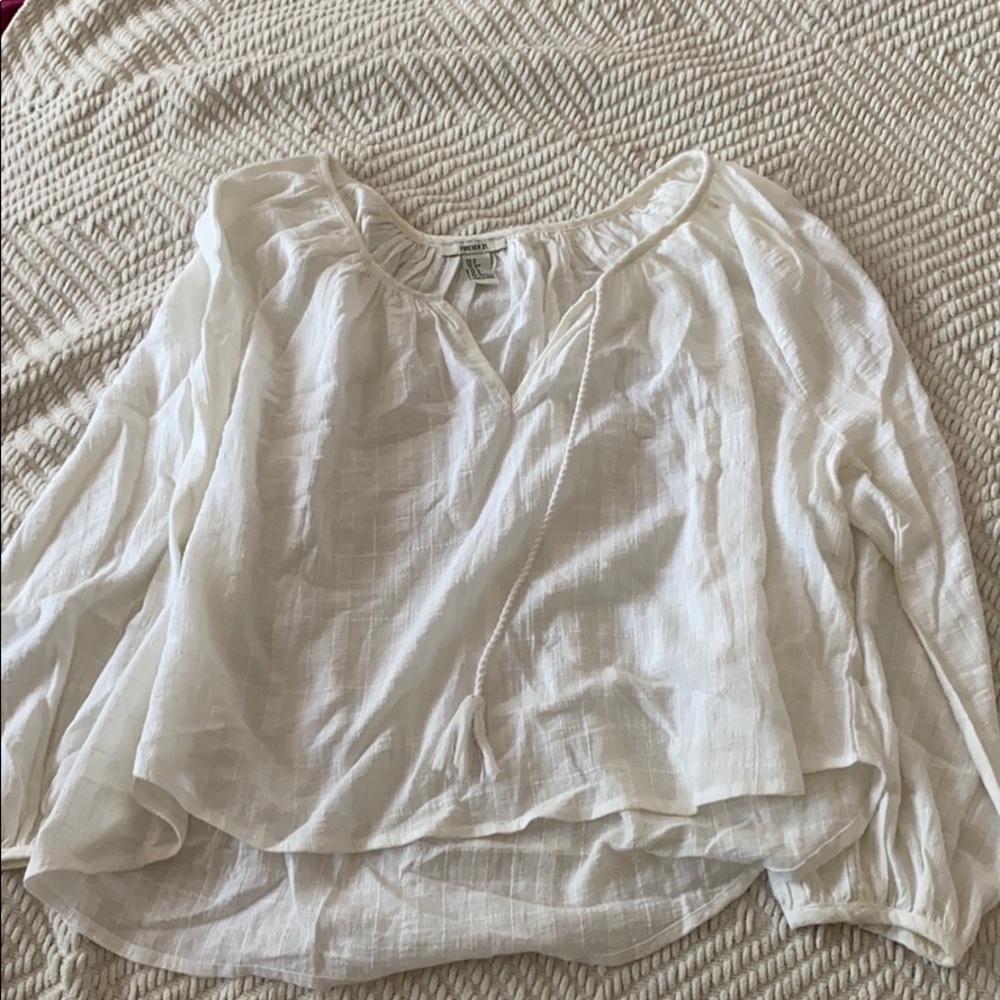 ✨ HP ✨ Bundle of Forever 21 Tops - Picture 5 of 6